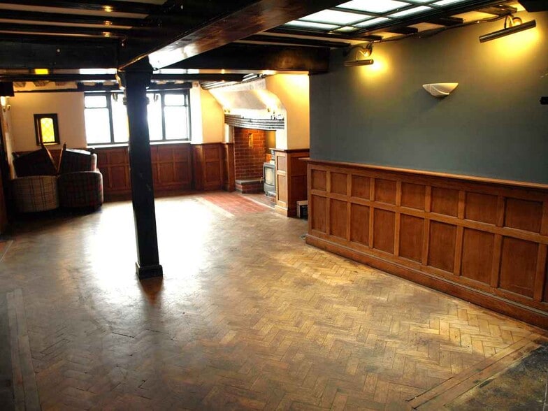 11-13 Market Pl, Wymondham for lease - Interior Photo - Image 3 of 10