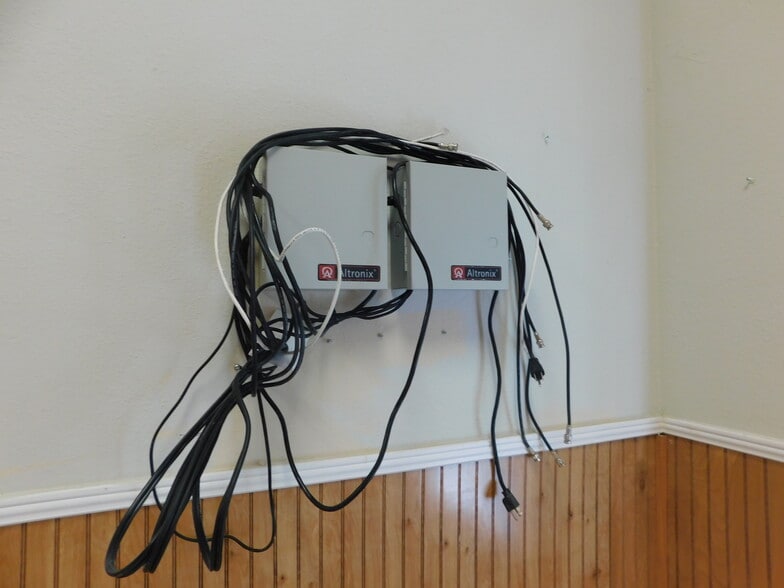 5070 Industry Dr, Melbourne, FL for lease - Building Photo - Image 3 of 31