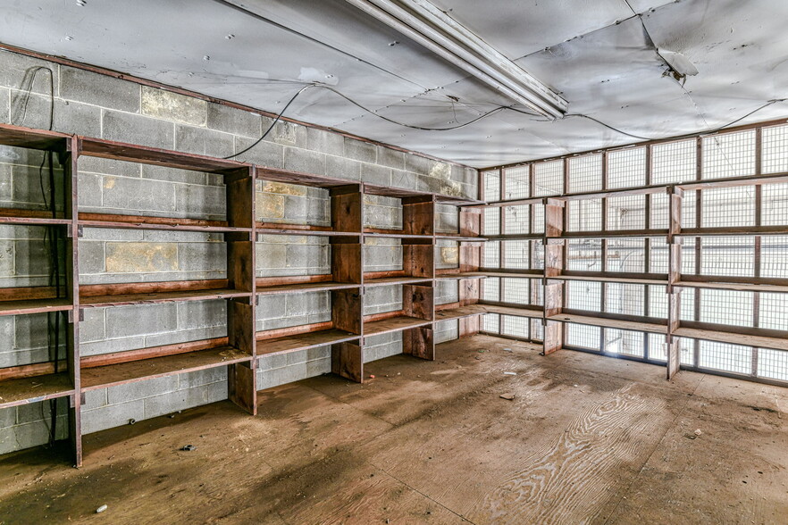 314 Monmouth Rd, Millstone, NJ for lease - Building Photo - Image 2 of 30