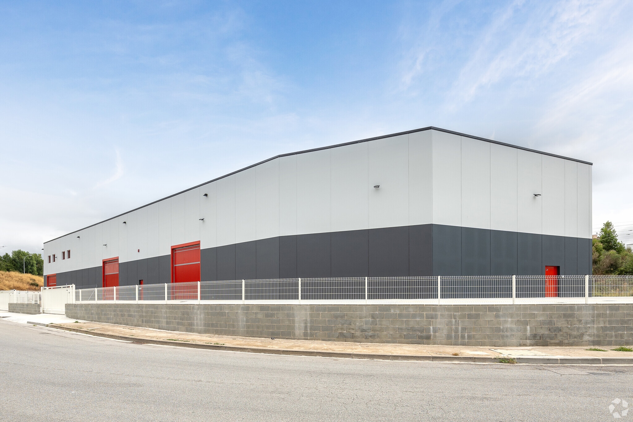 Industrial in Montornès del Vallès, Barcelona for lease Primary Photo- Image 1 of 5