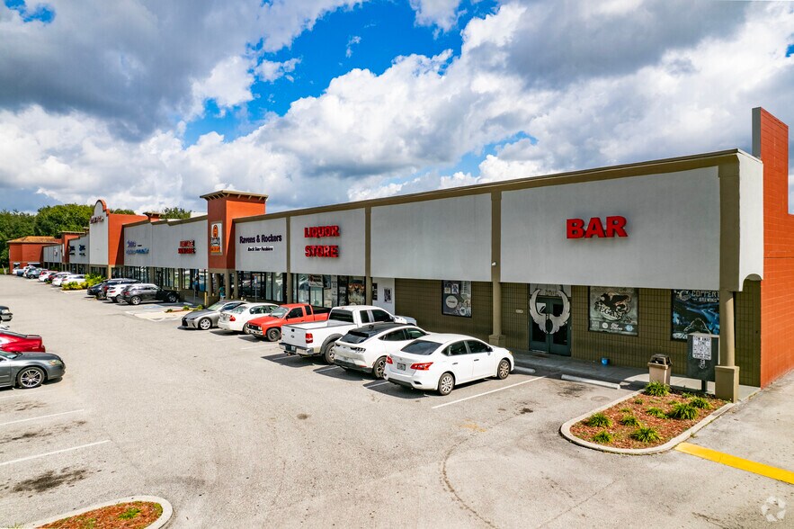 14811-14839 N Florida Ave, Tampa, FL à louer - Photo du bâtiment - Image 1 de 19
