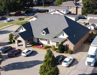 Plus de détails pour 220 S Van Buren St, Enid, OK - Bureau à vendre