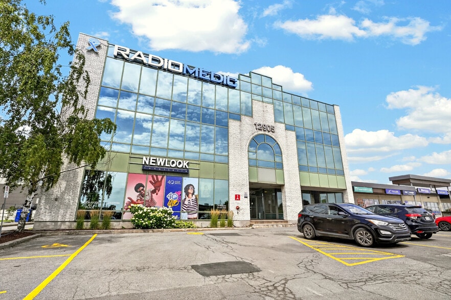12905 Rue Sherbrooke E, Montréal, QC à louer - Photo du bâtiment - Image 3 de 8