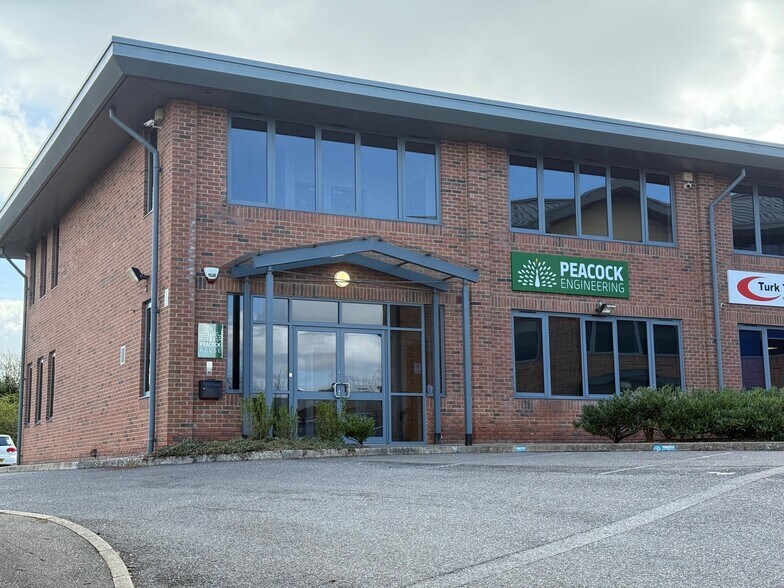 Unit 3 Bell Lane Office Village, Little Chalfont, Amersham à louer - Photo du bâtiment - Image 2 de 10