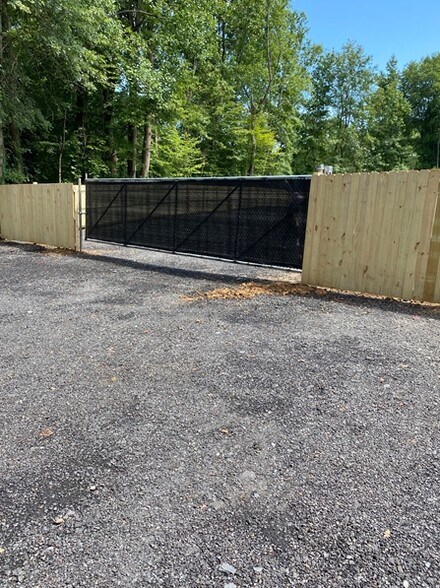 6301 Crain Hwy, Bowie, MD à louer - Photo du bâtiment - Image 2 de 3