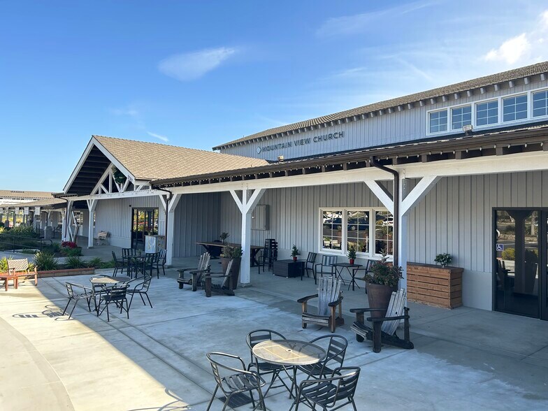 32382 Del Obispo St, San Juan Capistrano, CA à louer - Photo du bâtiment - Image 3 de 5