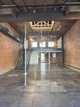 2736 Main St, Santa Monica, CA for sale Interior Photo- Image 2 of 9