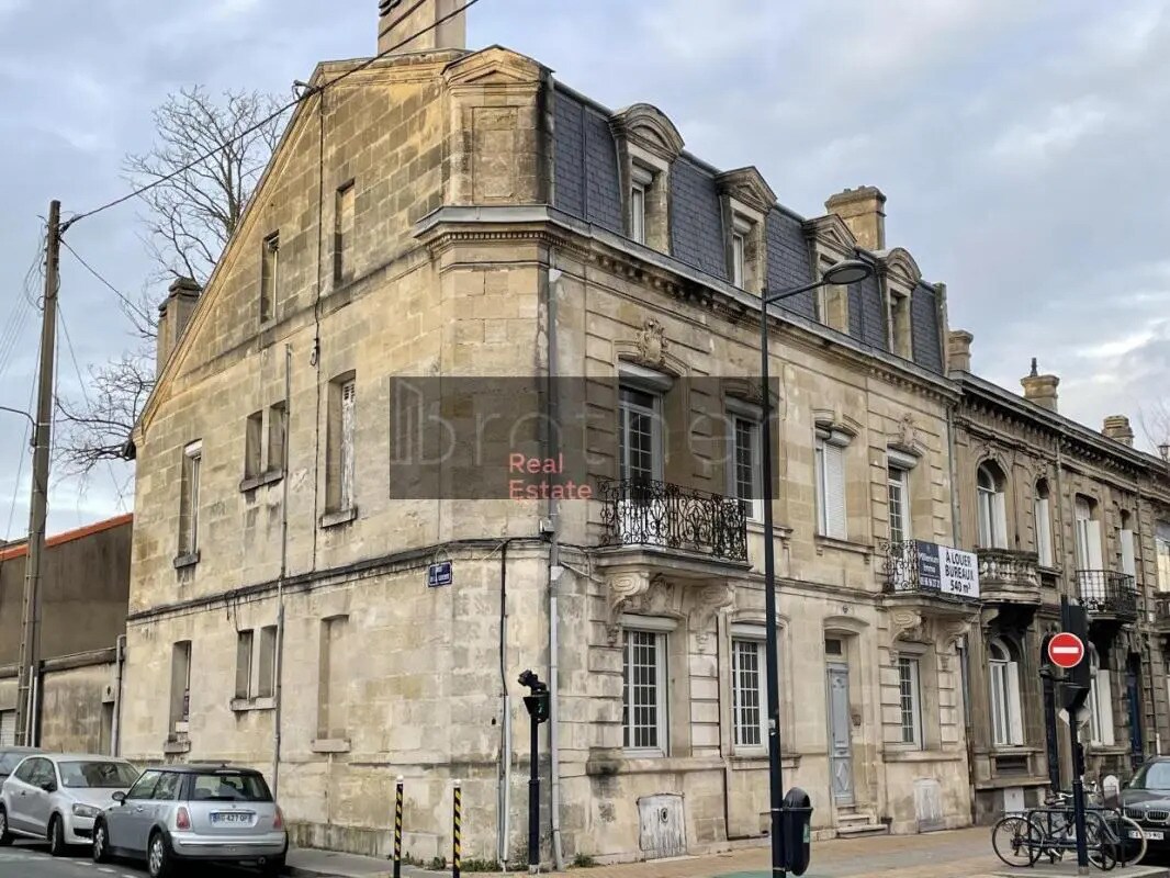 Office in Bordeaux for lease Building Photo- Image 1 of 8