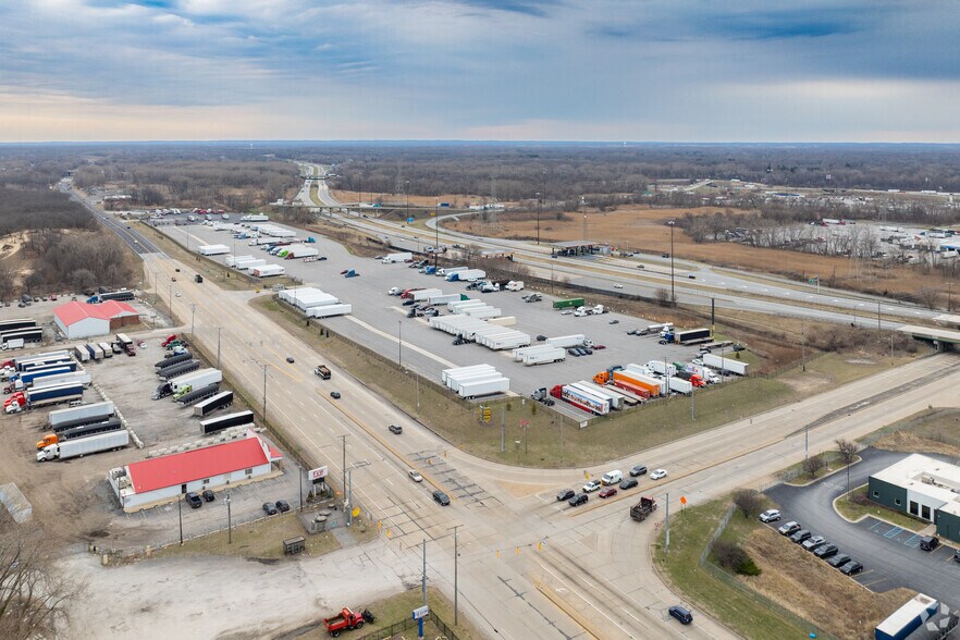 8121 Melton Rd, Gary, IN à vendre - Aérien - Image 3 de 4