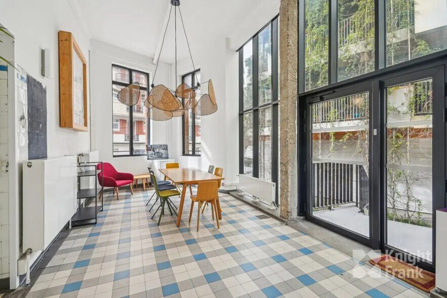 34 Rue Castagnary, Paris for lease - Interior Photo - Image 2 of 9