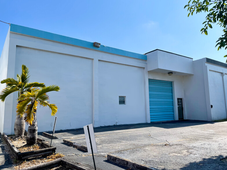 8921-8935 SW 129th St, Miami, FL for sale - Building Photo - Image 2 of 3