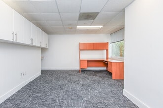 210 N University Dr, Coral Springs, FL for lease Interior Photo- Image 2 of 7