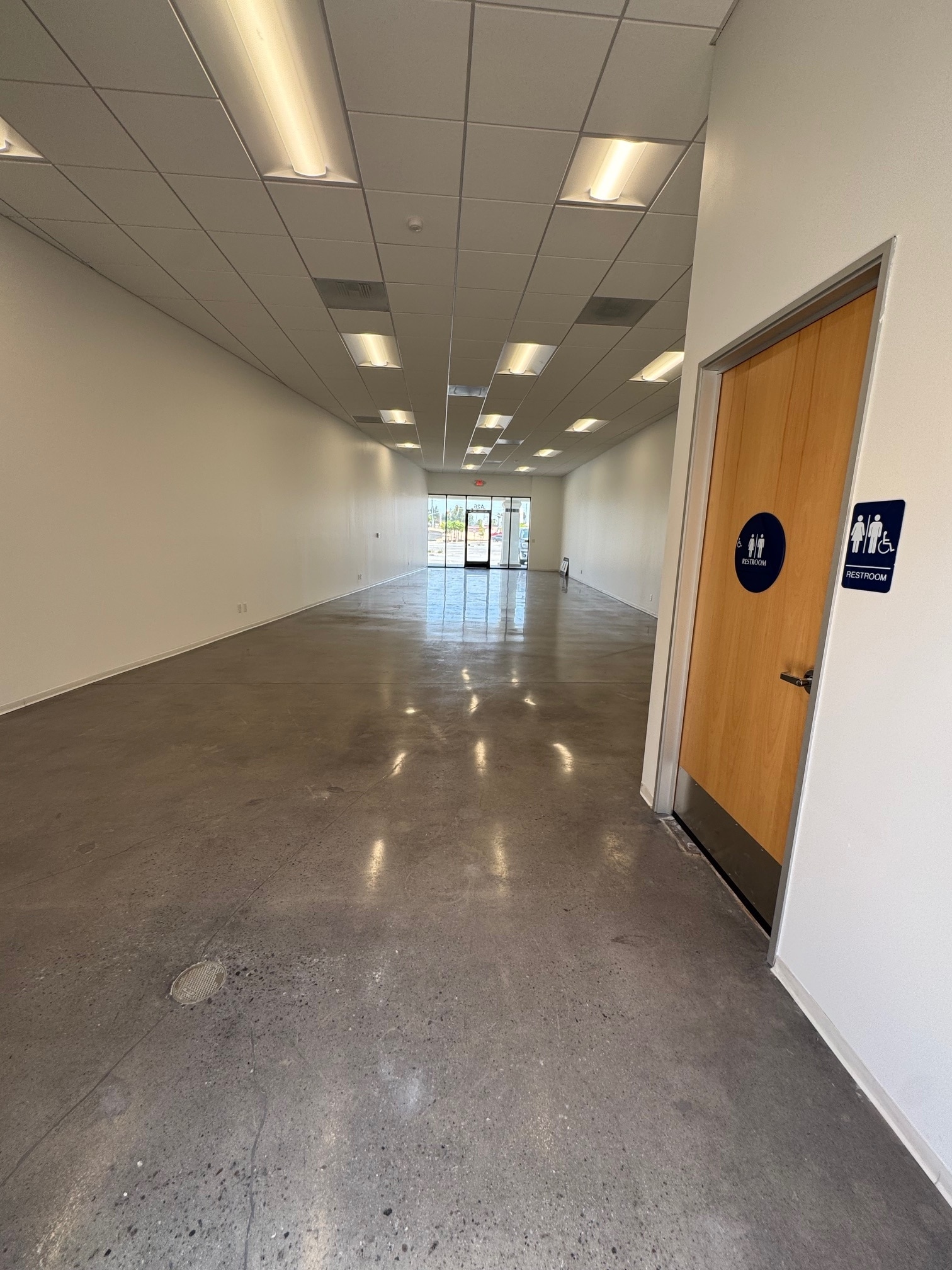 1200-1330 E Washington St, Colton, CA for lease Interior Photo- Image 1 of 6