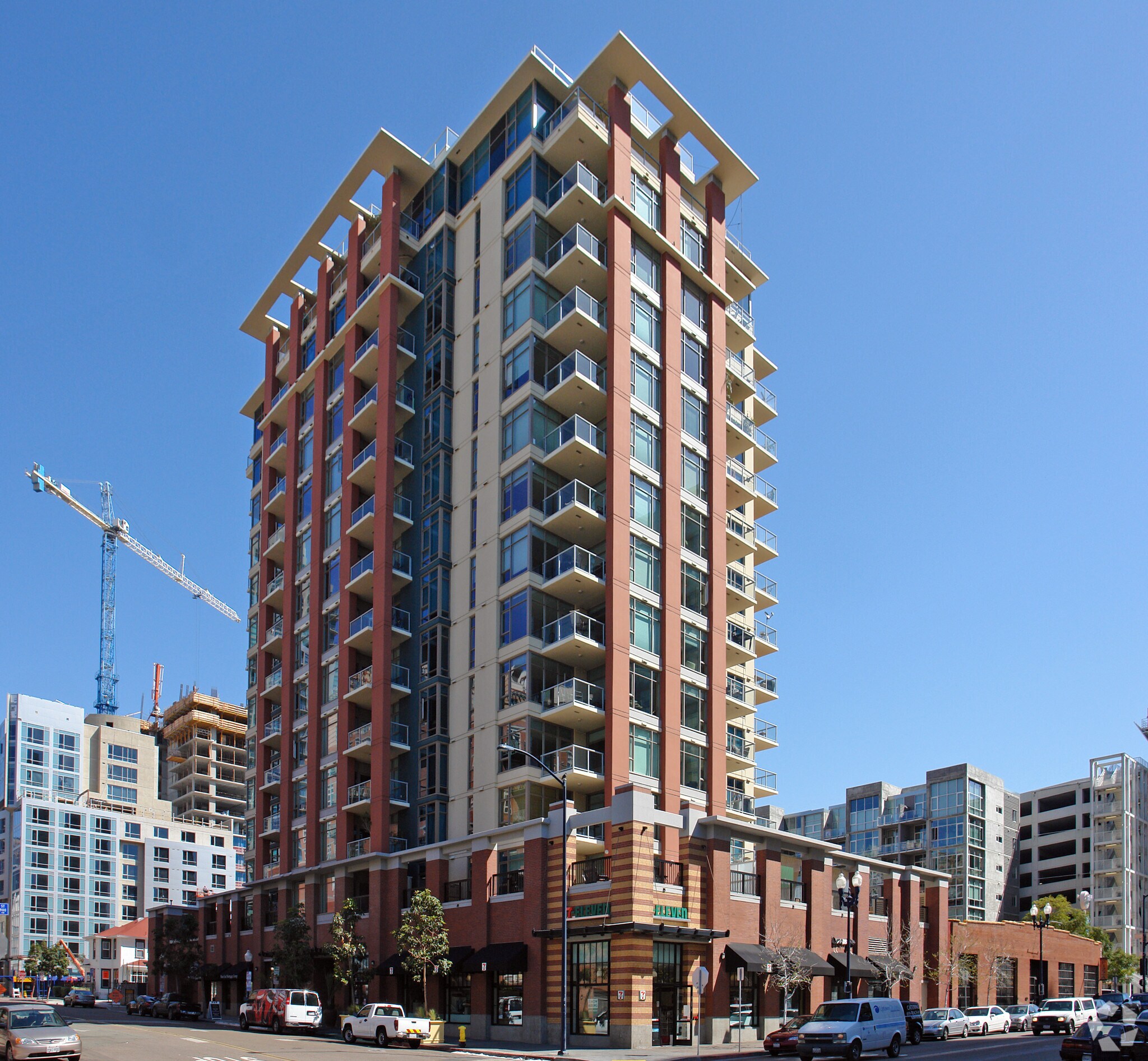 427 9th Ave, San Diego, CA for lease Building Photo- Image 1 of 12