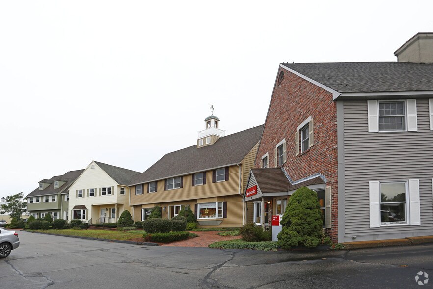 144-148 Main St, Norfolk, MA à louer - Photo du bâtiment - Image 2 de 5