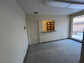 2020 Wadsworth Blvd, Lakewood, CO à louer Photo intérieure- Image 2 de 14