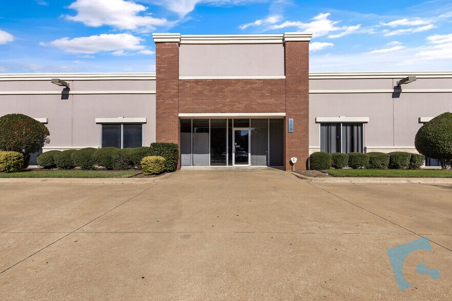 545 S Nolen Dr, Southlake, TX à louer - Photo du bâtiment - Image 1 de 11