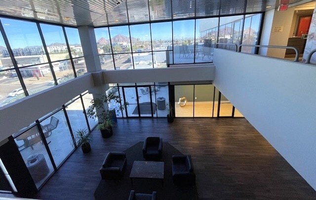 2633 E Indian School Rd, Phoenix, AZ 85016 - Unité 410 -  - Photo intérieure - Image 1 of 16