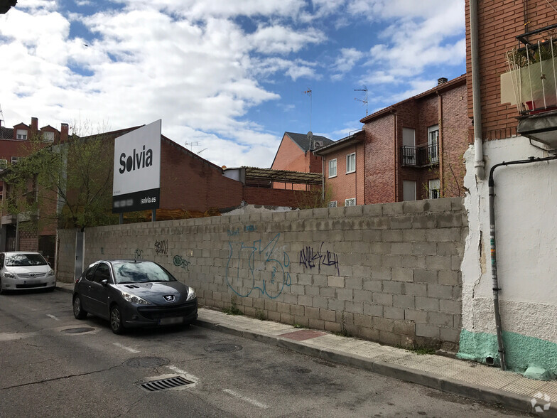 Calle de San Pedro, 66, Coslada, Madrid for sale - Primary Photo - Image 1 of 4