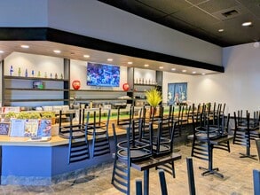 305-393 W Los Angeles Ave, Moorpark, CA for lease Interior Photo- Image 1 of 15