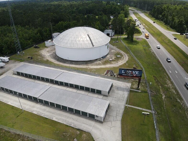 6080 Ocean Hwy E, Winnabow, NC à vendre - Photo principale - Image 1 de 3