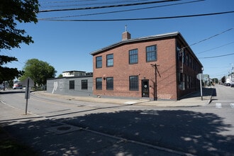 99 S Bend St, Pawtucket, RI for lease Interior Photo- Image 2 of 5