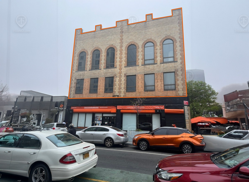 1027 Beach 20th St, Far Rockaway, NY for lease - Building Photo - Image 1 of 1