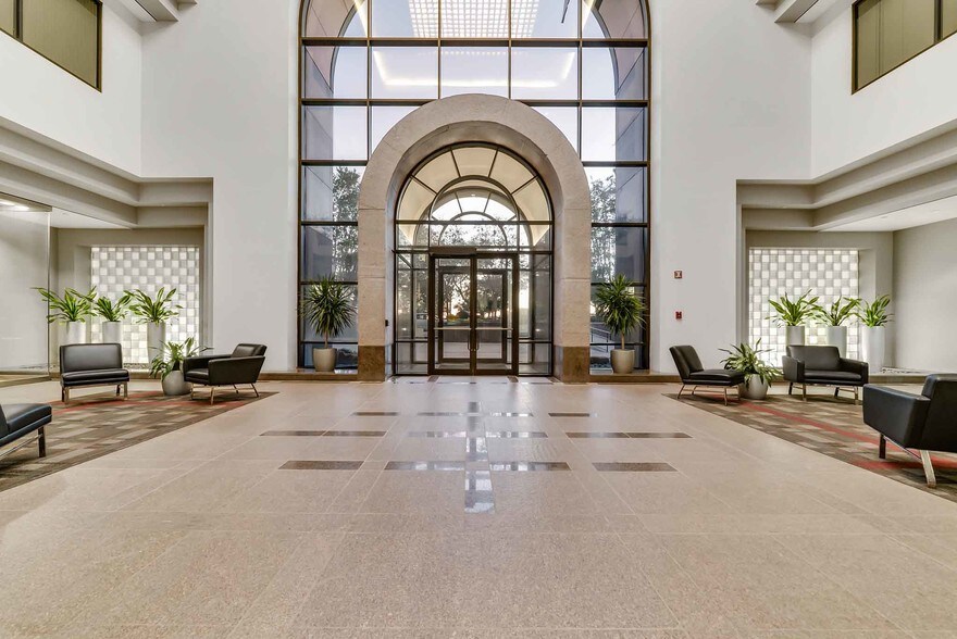 14100 San Pedro Ave, San Antonio, TX for lease - Interior Photo - Image 3 of 5