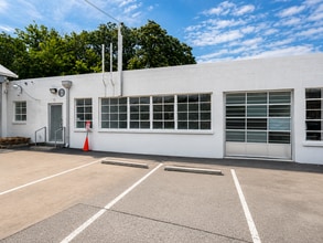 448 Ralph David Abernathy Blvd, Atlanta, GA for lease Interior Photo- Image 1 of 4