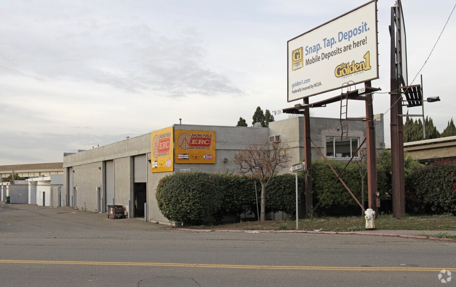 608 E Lewelling Blvd, San Lorenzo, CA for lease - Primary Photo - Image 1 of 1
