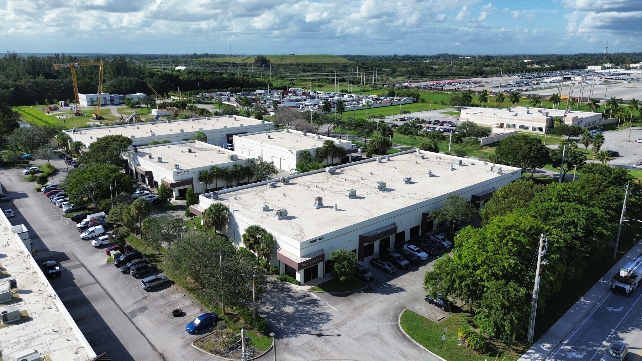 6941 SW 196th Ave, Pembroke Pines, FL for lease Building Photo- Image 1 of 12