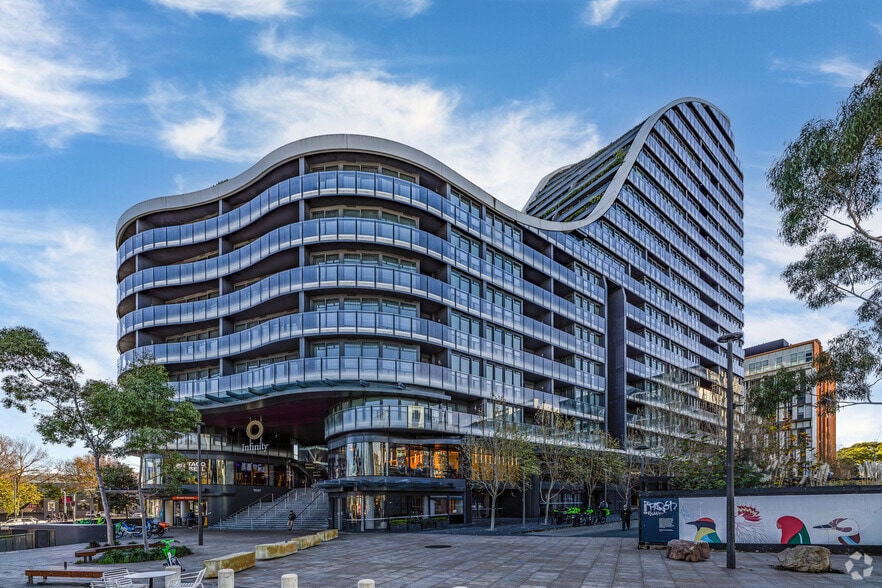 301-305 Botany Rd, Zetland for sale - Primary Photo - Image 1 of 5
