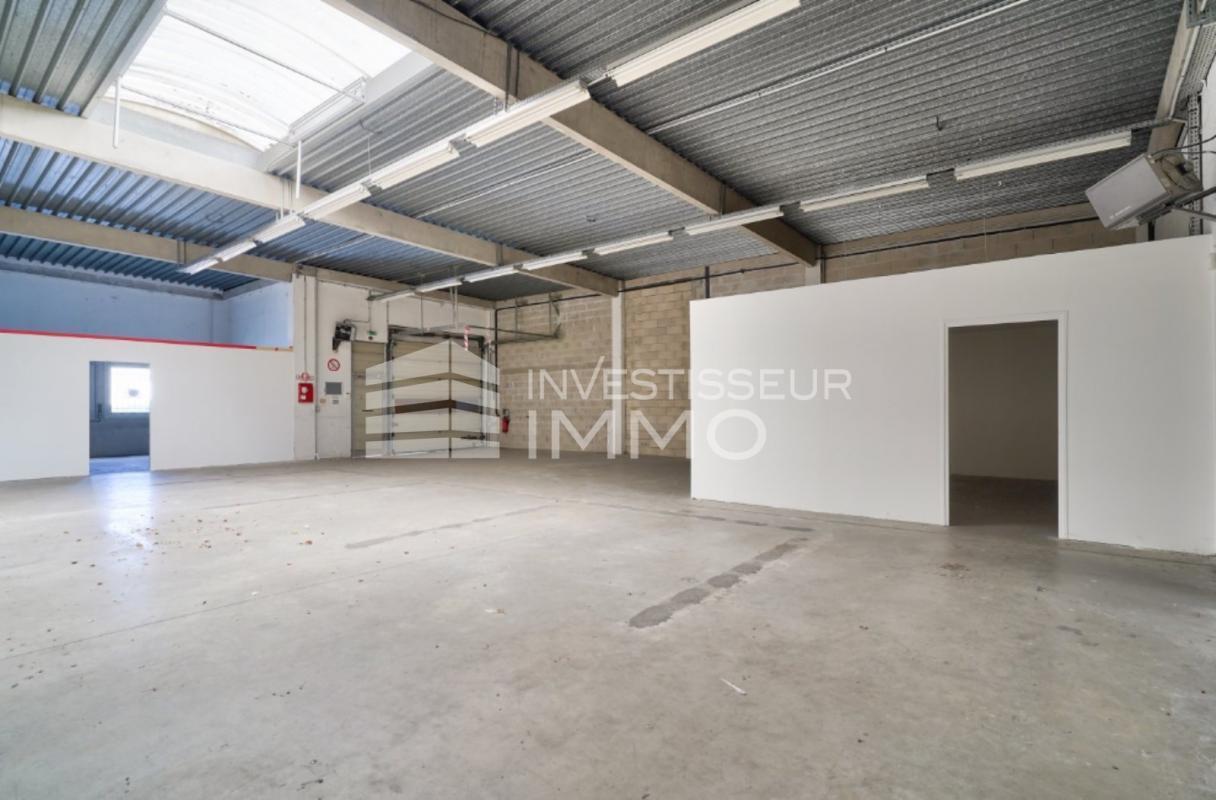 Flex in Lognes for lease Interior Photo- Image 1 of 5