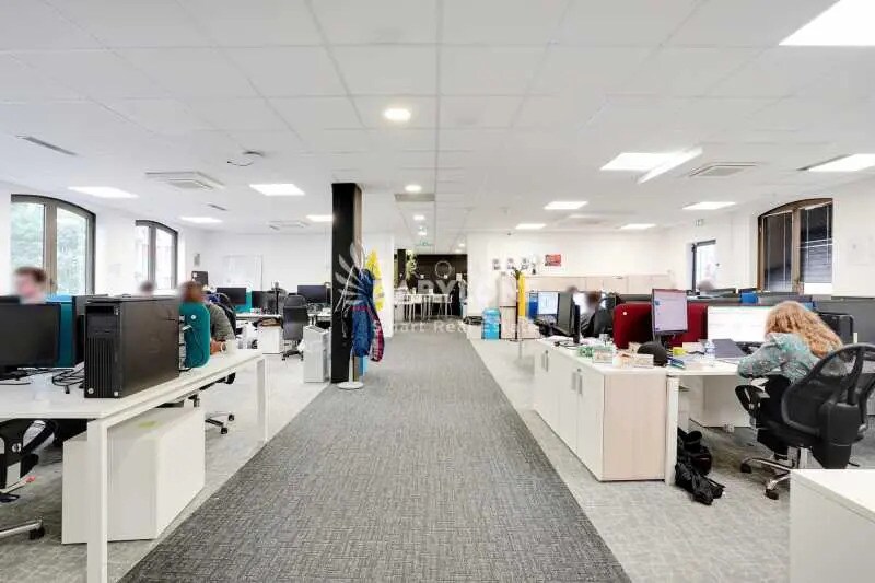 Bureau dans Neuilly-sur-Seine à louer Photo du bâtiment- Image 1 de 15