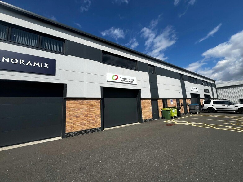 Sadler Rd, Lincoln for lease - Building Photo - Image 1 of 2