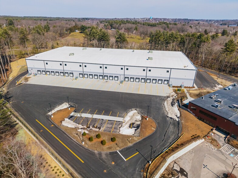 600 Griffin Brook Dr, Methuen, MA for lease - Building Photo - Image 2 of 4