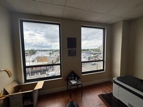 1975 E Sunrise Blvd, Fort Lauderdale, FL à louer Photo intérieure- Image 2 de 2