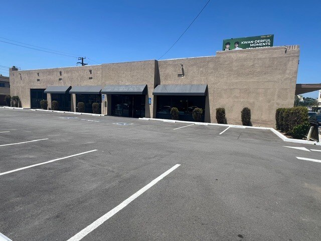 28 E Valley Blvd, Alhambra, CA à louer - Photo du bâtiment - Image 3 de 16