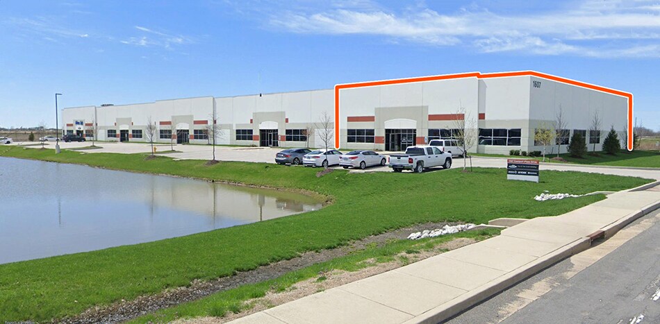 1607 Eastport Plaza Dr, Collinsville, IL for lease Interior Photo- Image 1 of 4