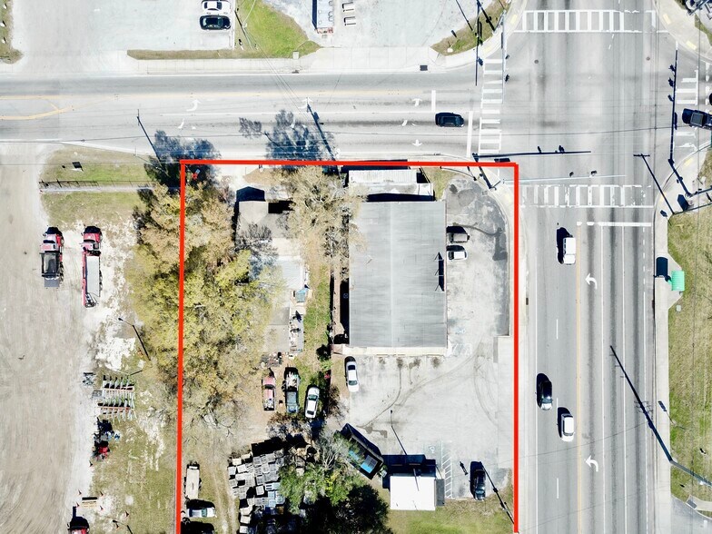 1081 Berkley Rd, Auburndale, FL à vendre - Photo du bâtiment - Image 2 de 13