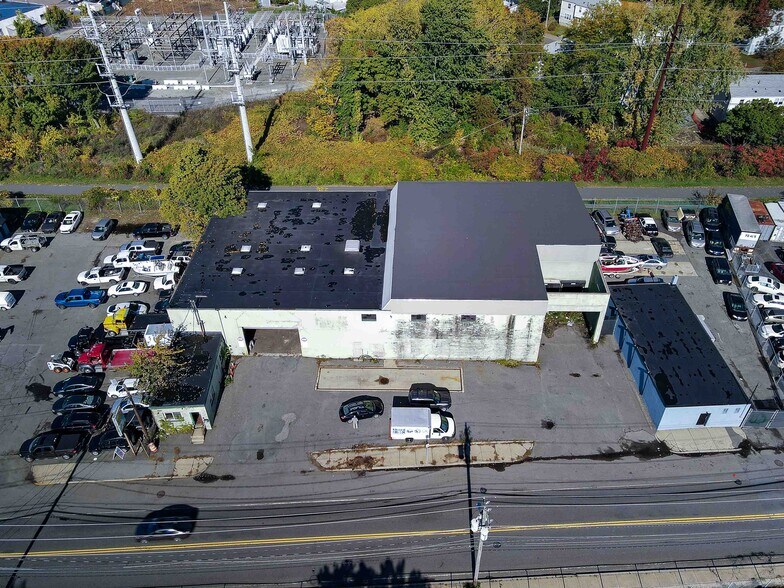 1130 Eastern Ave, Malden, MA à louer - Photo principale - Image 1 de 7