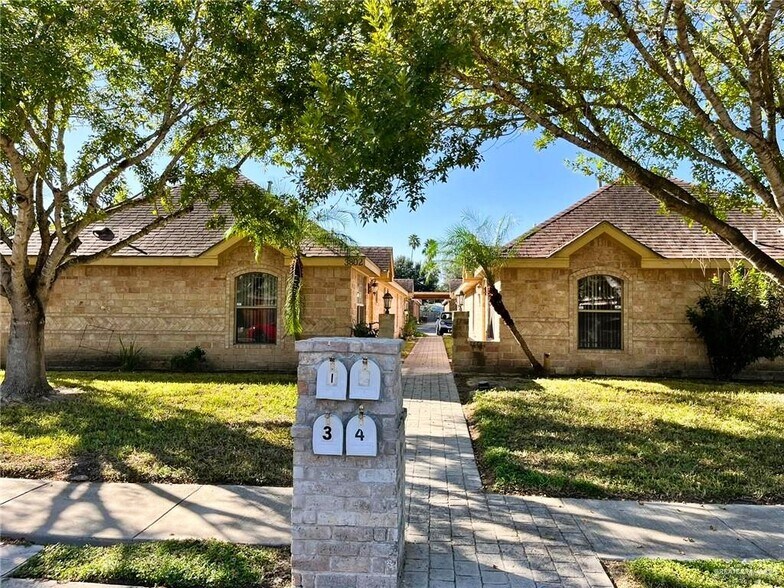 3802 S Radisson Ave, Pharr, TX à vendre - Photo du bâtiment - Image 1 de 21