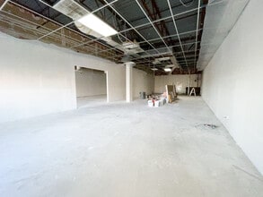 6524- Slide Rd, Lubbock, TX for lease Interior Photo- Image 1 of 1