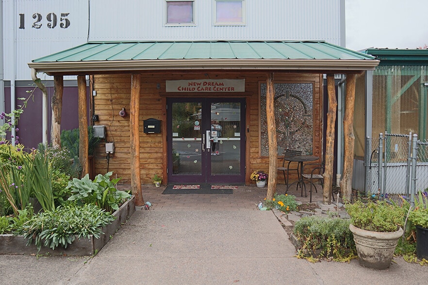 1295 W 18th Ave, Eugene, OR for sale - Building Photo - Image 2 of 14