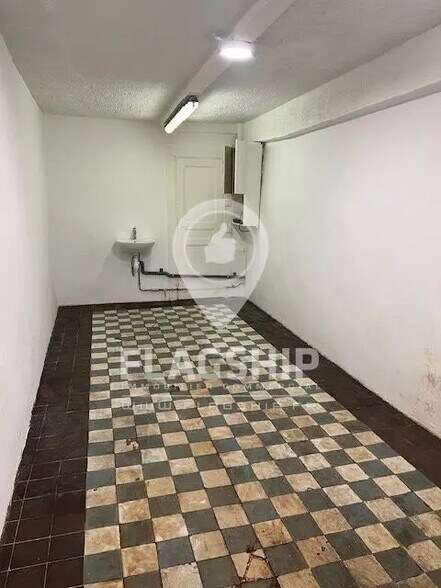 Commerce de détail dans Paris à vendre - Photo du bâtiment - Image 3 de 8