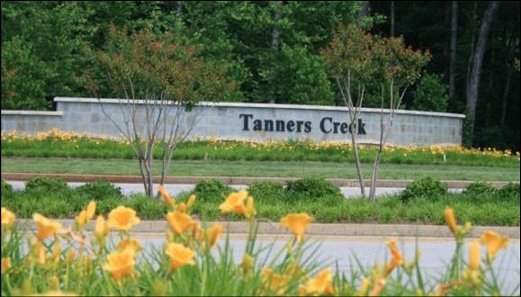 4177 Thurmon Tanner Parkway, Flowery Branch, GA à vendre Photo principale- Image 1 de 5