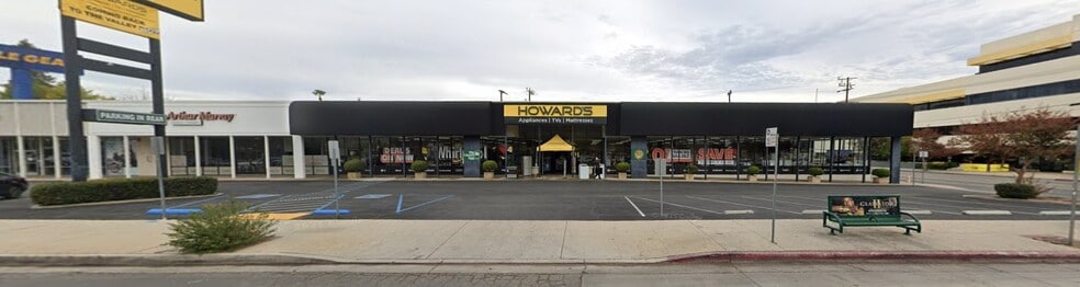 21721-21729 Vanowen St, Canoga Park, CA for lease - Building Photo - Image 3 of 5