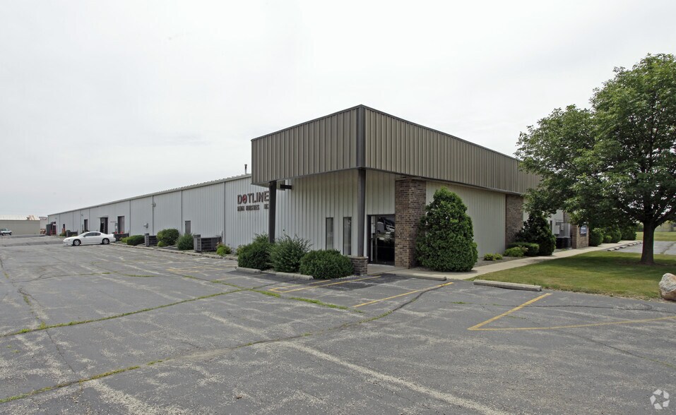4611 Green Bay Rd, Kenosha, WI à louer - Photo du bâtiment - Image 2 de 9