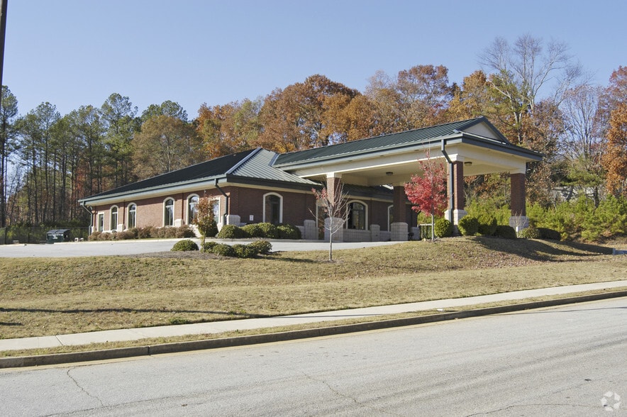 1645 Redan E, Lithonia, GA à vendre - Photo du bâtiment - Image 3 de 3