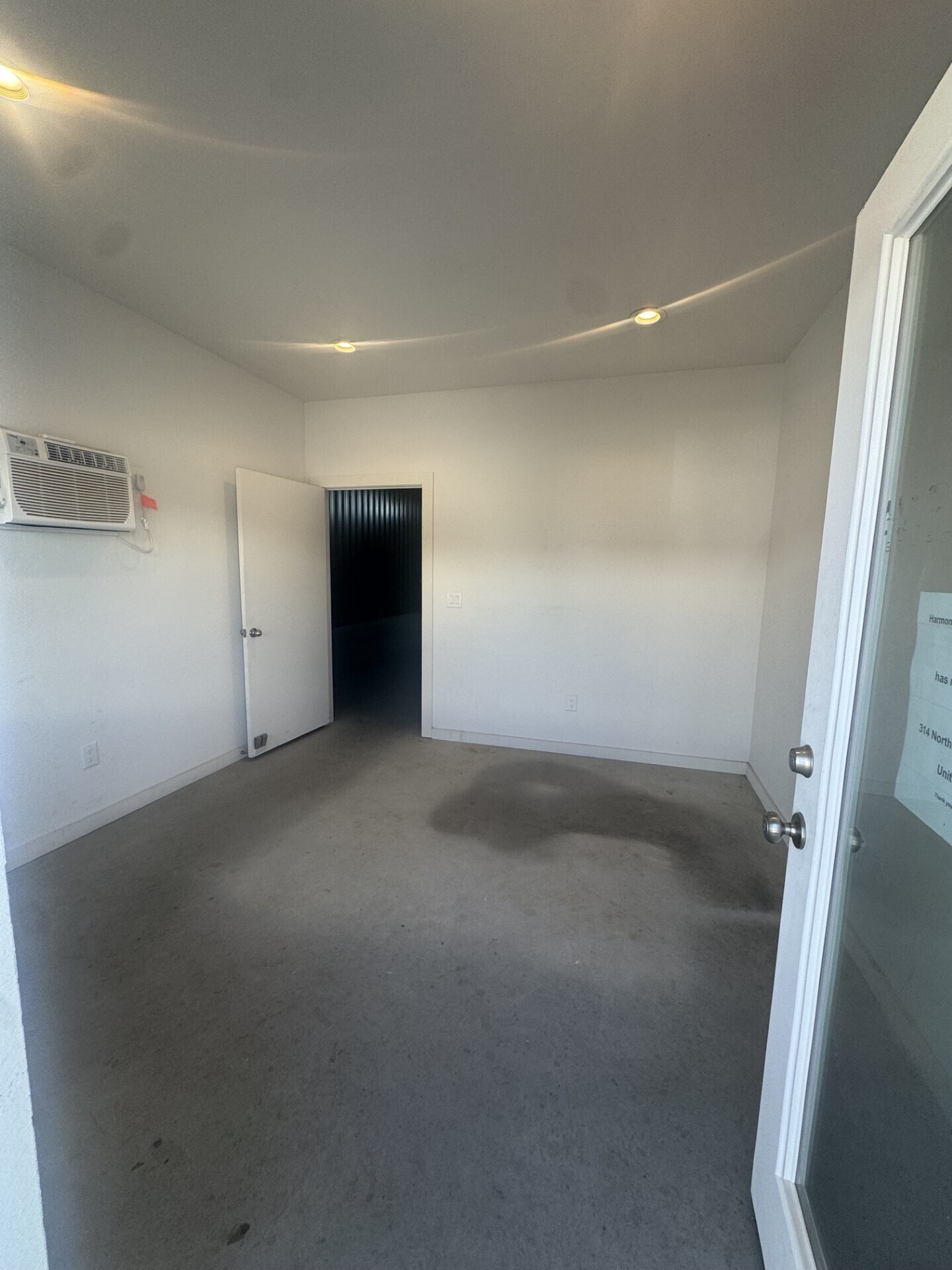 320 N Ridge Rd, Marble Falls, TX for lease Interior Photo- Image 1 of 5